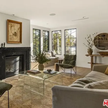 Image 5 - 3398 Canton Lane, Los Angeles, CA 91604, USA - House for sale