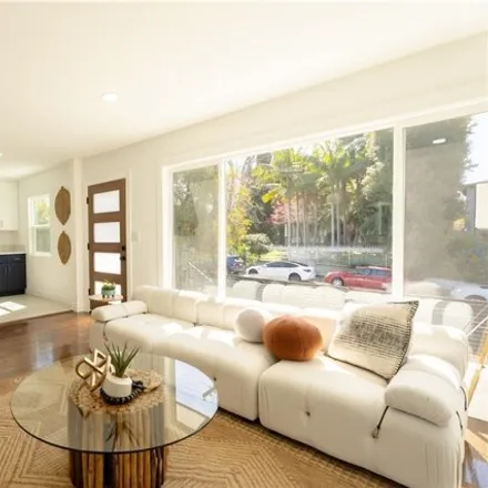 Image 7 - 1959 Clinton Street, Los Angeles, CA 90026, USA - House for sale