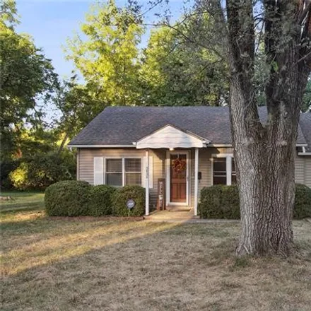 Buy this 2 bed house on 5434 Rosehill Road in Shawnee, KS 66216