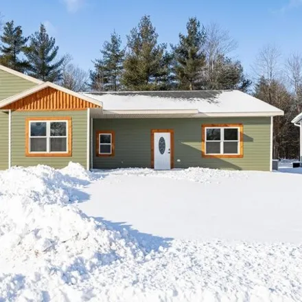 Buy this 4 bed house on Wisconsin Valley Lutheran High School in 601 Maple Ridge Road, Mosinee