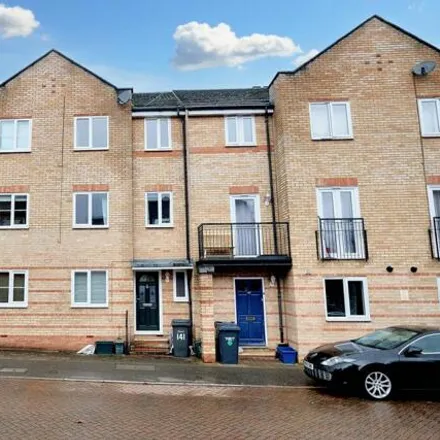 Buy this 4 bed townhouse on Parkinson Drive in Chelmsford, CM1 3GW