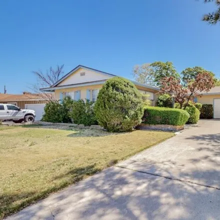 Buy this 3 bed house on 3632 Florida Street Northeast in Albuquerque, NM 87110