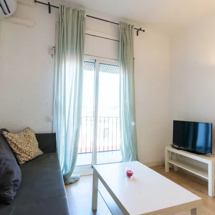 Rent this 3 bed apartment on Carrer de la Vinyeta in 08904 l'Hospitalet de Llobregat, Spain
