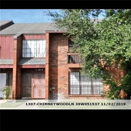 Buy this 3 bed house on 1307 Chimney Wood Lane in New Orleans, LA 70126