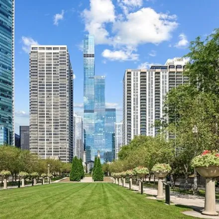 Image 1 - 340 on the Park, 340 East Randolph Street, Chicago, IL 60601, USA - Condo for sale