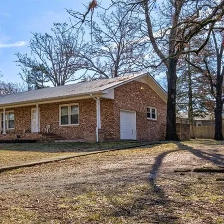 Buy this 2 bed house on 764 Lone Pine Drive in Berryville, AR 72616