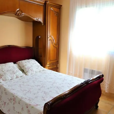 Rent this 3 bed house on 66240 Saint-Estève