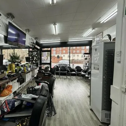 Image 2 - Dulwich Beer Dispensary, 481 Lordship Lane, London, SE22 8JY, United Kingdom - Townhouse for sale