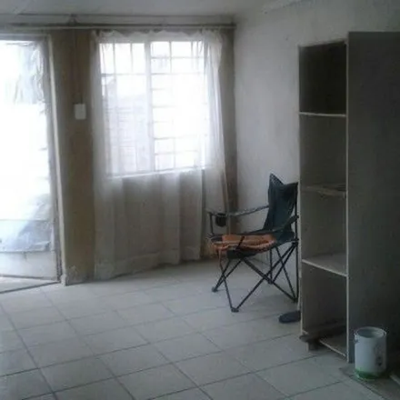 Rent this 1 bed apartment on 3rd Street in Bezuidenhoutsvallei, Johannesburg