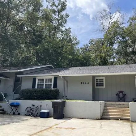 Buy this studio house on 1944 Dawsey Street in Tallahassee, FL 32303