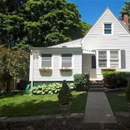 Rent this 3 bed house on 8 Mellon Road in Wellesley, MA 02428