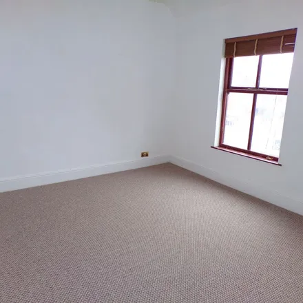 Image 5 - The Perfect Buff, Wolverhampton Road, Cannock, WS11 1AP, United Kingdom - Apartment for rent