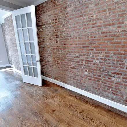 Rent this 3 bed apartment on 251 East 82nd Street in New York, NY 10028