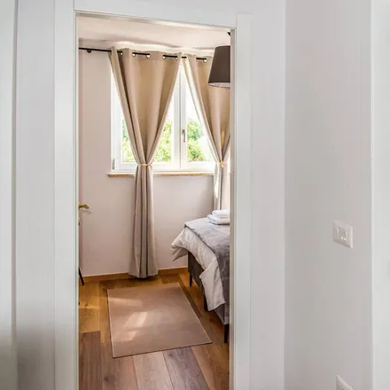Rent this 3 bed house on Paldigija in 52460 Kaštel - Castelvenere, Croatia