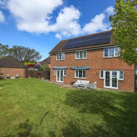 Image 2 - 12 Sycamore Drive, Burgess Hill, RH15 0GH, United Kingdom - House for sale