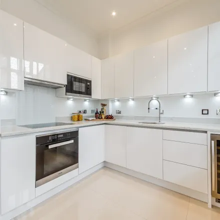 Rent this 1 bed apartment on Palace Wharf in 6-23 Rainville Road, London