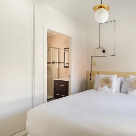 Rent this 1 bed apartment on Calle de Valverde in 13, 28004 Madrid