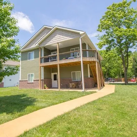 Rent this 4 bed house on 1468 Wilkes Boulevard in Columbia, MO 65201