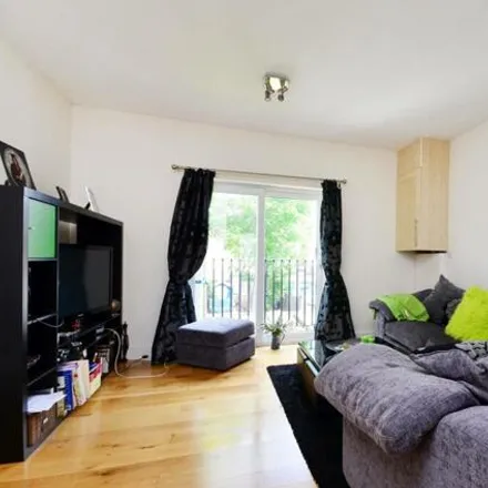 Image 1 - 112-120 Tower Hamlets Road, London, E7 9DB, United Kingdom - Apartment for sale