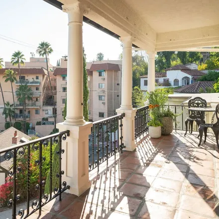 Image 5 - 6239 Holly Mont Drive, Los Angeles, CA 90068, USA - House for rent