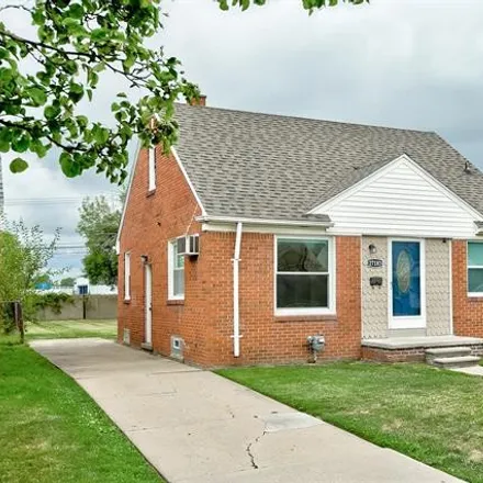 Buy this 3 bed house on 27183 Leroy Street in Roseville, MI 48066