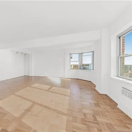 Image 3 - 3519 Henry Hudson Parkway West, New York, NY 10463, USA - Apartment for sale