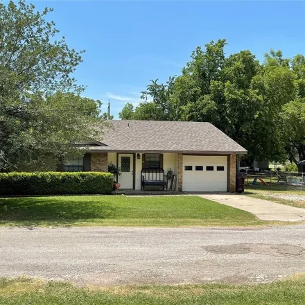 Image 3 - 305 West Carter Street, Savoy, TX 75479, USA - House for sale