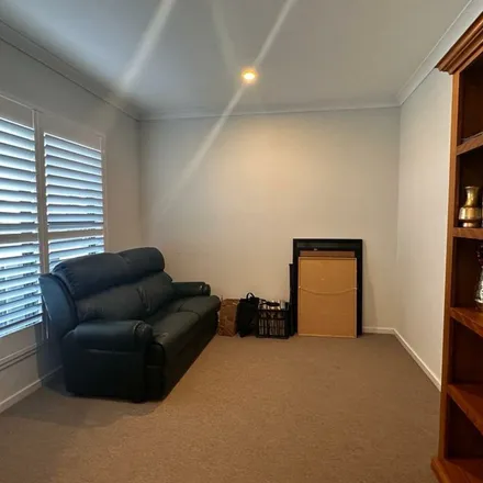 Image 7 - 81 Ramlegh Boulevard, Clyde North VIC 3978, Australia - Townhouse for rent