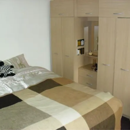 Rent this 3 bed townhouse on Thornville Court in Back Beamsley Mount, Leeds