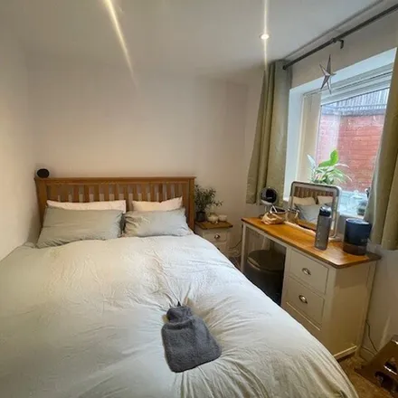 Rent this 3 bed apartment on King & Co. in 33 Silver Street, Lincoln