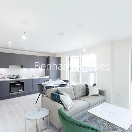 Rent this 2 bed apartment on unnamed road in London, HA1 4GS