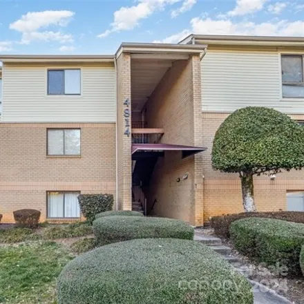 Buy this 2 bed condo on 4806 Spring Lake Drive in Charlotte, NC 28212