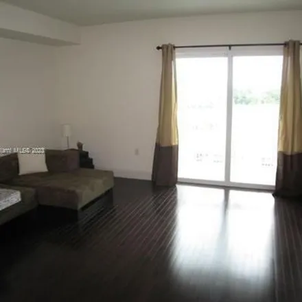 Image 5 - 2740 Southwest 28th Terrace, South Bay Estates, Miami, FL 33133, USA - Apartment for rent