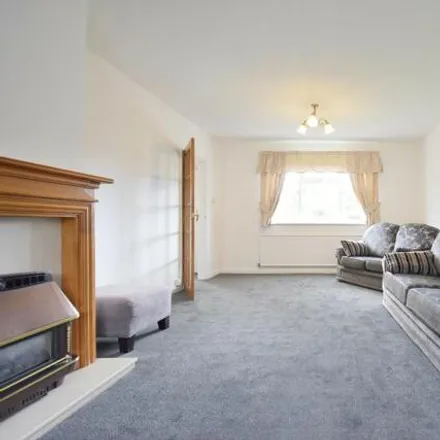 Rent this 3 bed townhouse on 30 Mayor's Croft in Coventry, CV4 8FF