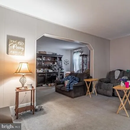 Image 7 - 199 West Washington Street, Riverside Township, Burlington County, NJ 08075, USA - House for sale