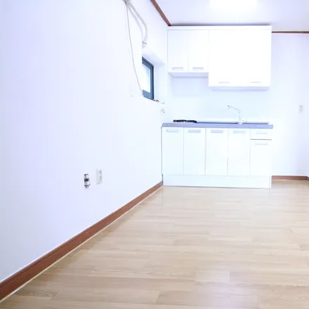 Image 2 - 서울특별시 강남구 신사동 512-3 - Apartment for rent