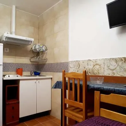 Image 6 - Carrer del Mont, 08904 l'Hospitalet de Llobregat, Spain - Apartment for rent