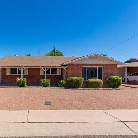 Rent this 3 bed house on 8730 E Rancho Vista Dr in Scottsdale, Arizona