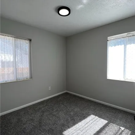 Image 4 - 842 Poinsetta Drive, Salt Lake City, UT 84116, USA - Apartment for rent