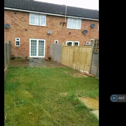 Image 7 - Redshaw Close, Buckingham, MK18 7BS, United Kingdom - Townhouse for rent