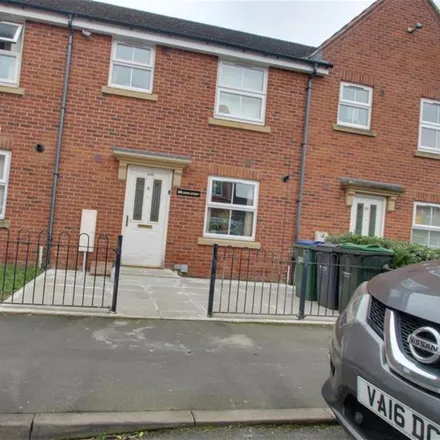 Rent this 3 bed townhouse on Crown Street in Bearwood, B66 4TA