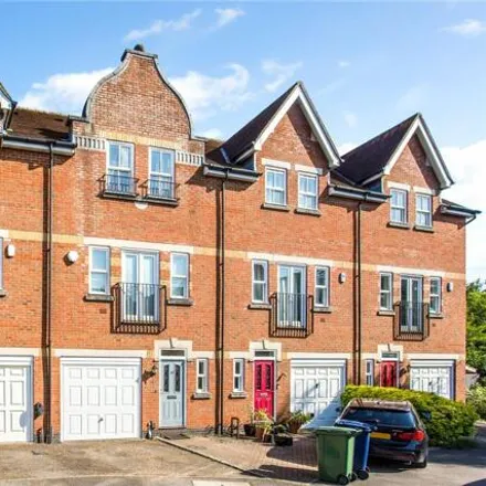 Buy this 4 bed townhouse on Plater Drive in Oxford, OX2 6QU