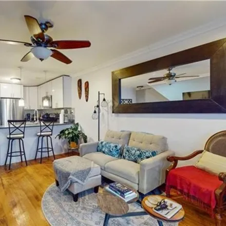 Image 3 - 306 Sumpter Street, New York, NY 11233, USA - House for sale