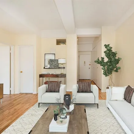 Buy this studio apartment on 4 LEXINGTON AVENUE 13K in Gramercy Park