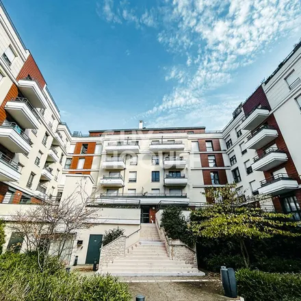 Image 5 - 18 Rue de l'Orme, 92700 Colombes, France - Apartment for rent