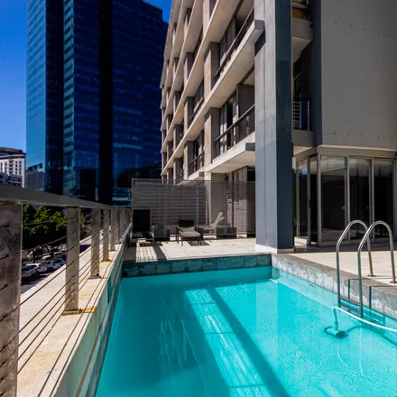 Image 4 - Harbour Edge, Hospital Street, Cape Town Ward 115, Cape Town, 8001, South Africa - Apartment for rent
