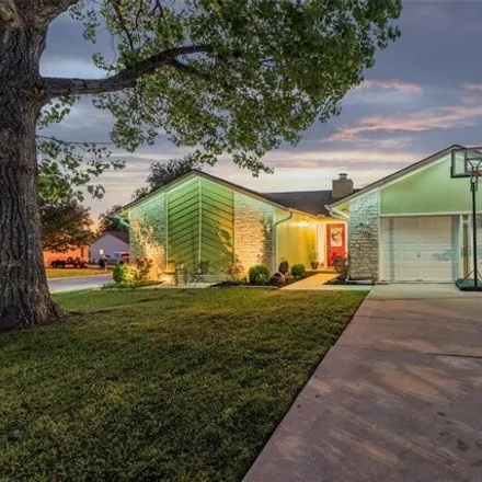 Image 3 - 2219 Spring Breeze Drive, Round Rock, TX 78664, USA - House for sale
