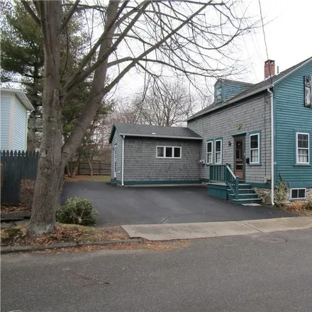 Rent this 2 bed house on 79 Kingston Avenue in Newport, RI 02840