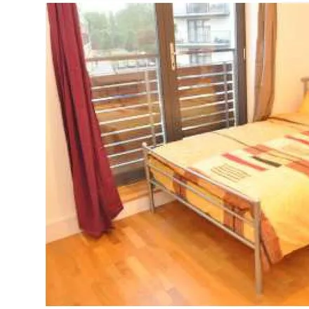 Rent this 3 bed room on Carmine Wharf - Upper Car Park in Carmine Wharf, London