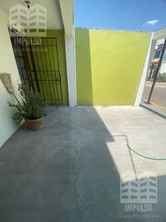 Buy this studio house on Calle Valle De Zitácuaro in 54715 Cuautitlán Izcalli, MEX